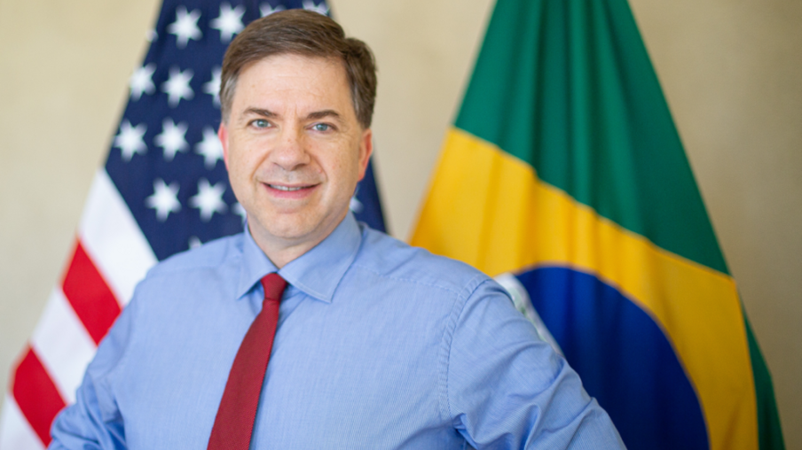Embaixador dos EUA diz que Brasil pode virar 'herói ambiental'
