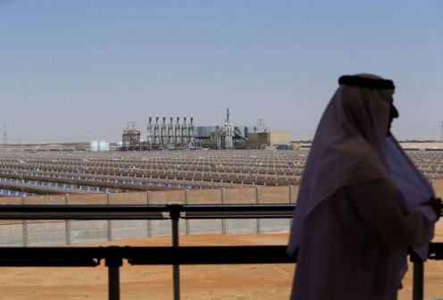 Abu Dhabi inaugura maior usina de energia solar concentrada do mundo Abu Dhabi inaugura maior usina de energia solar concentrada do mundo