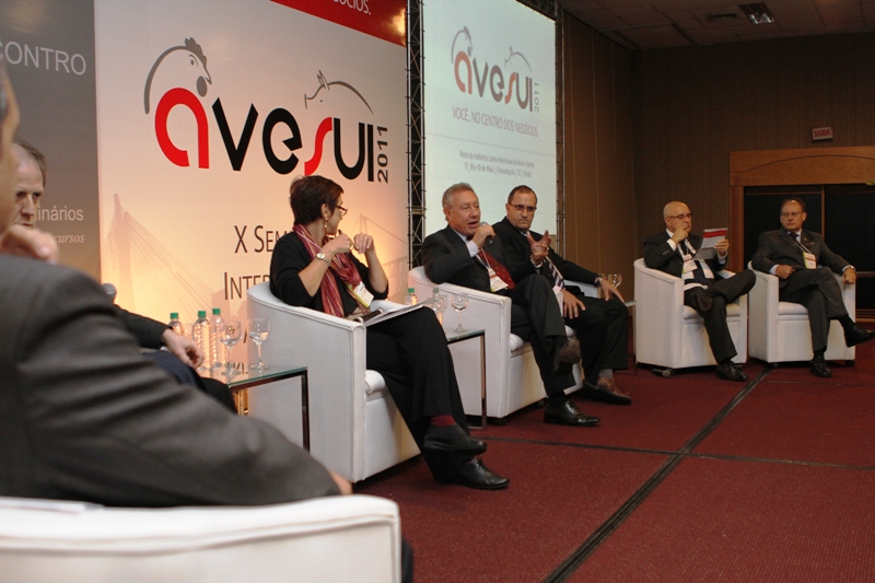 AveSui 2013: Painel Conjuntural de Mercado debaterá desafios para um agronegócio competitivo