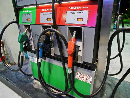 Produção de etanol aumenta e consumo é recorde; cotação segue estável