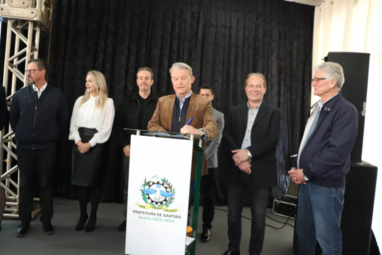 Tecpar e Prefeitura de Ivaiporã assinam acordo para buscar soluções inovadoras em conjunto