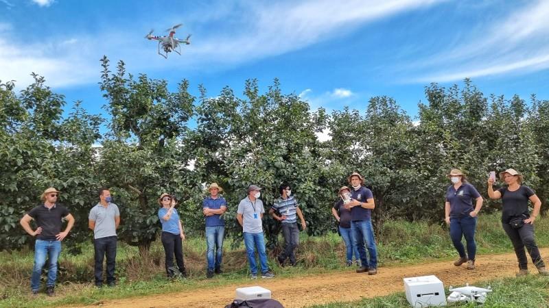 Treinamento prepara servidores da Seapdr para operarem drones em inspeção Treinamento prepara servidores da Seapdr para operarem drones em inspeção