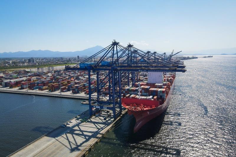 Porto de Paranaguá nega alegações de atrasos no embarque de soja Porto de Paranaguá nega alegações de atrasos no embarque de soja