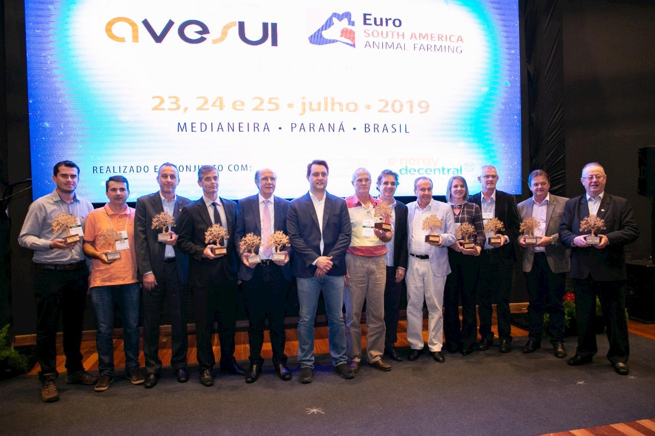 Quem é Quem - Maiores e Melhores Cooperativas de Aves e Suínos