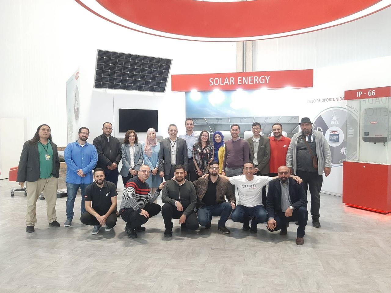 Brasil participa de projeto para qualificar o mercado de energia solar da Palestina