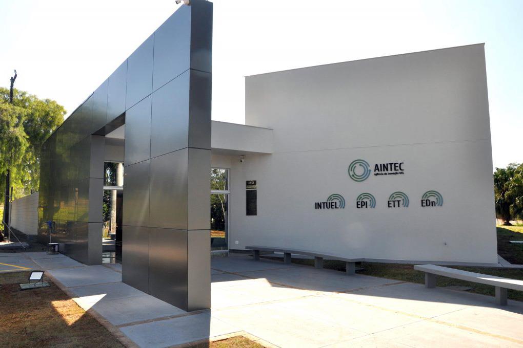 Após reforma, prédio da Aintec da UEL tem espaço mais adequado para atividades de inovação