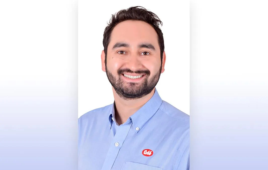Cobb-Vantress anuncia Lucas Schneider como novo Especialista de Frango de Corte