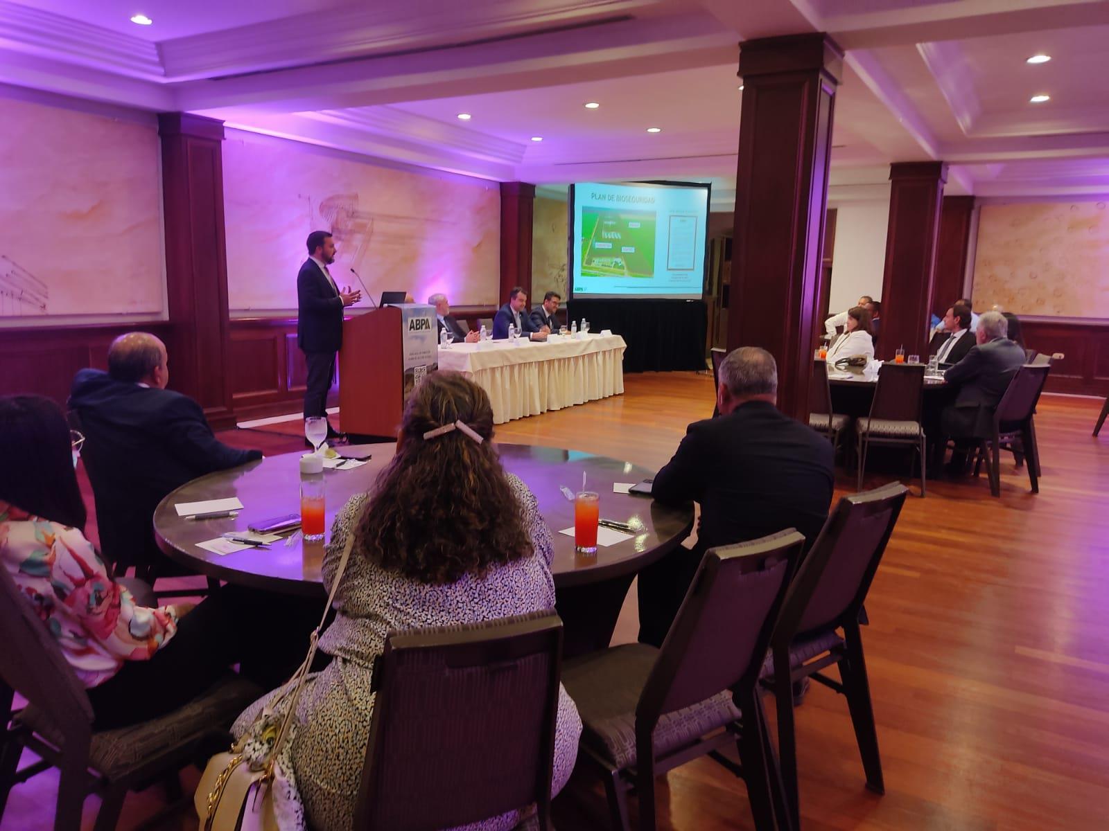 ABPA fortalece laços com o mercado Dominicano