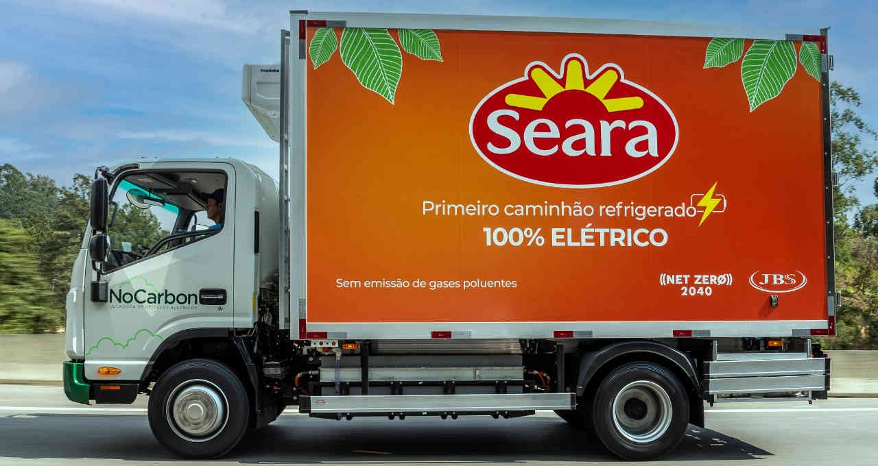 Caminhões elétricos ganham força nas frotas para operações logísticas de agroindústrias Caminhões elétricos ganham força nas frotas para operações logísticas de agroindústrias