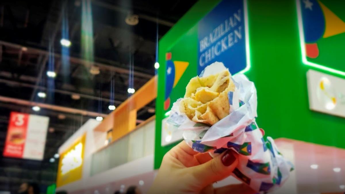 Brazilian Chicken promove exposição na Casa Brasil, em Londres