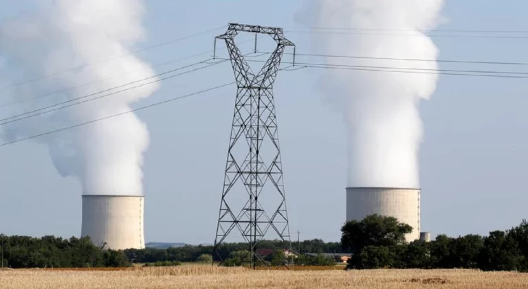 Energia nuclear apresenta menor produção do que eólica e solar juntas pela primeira vez em quatro décadas
