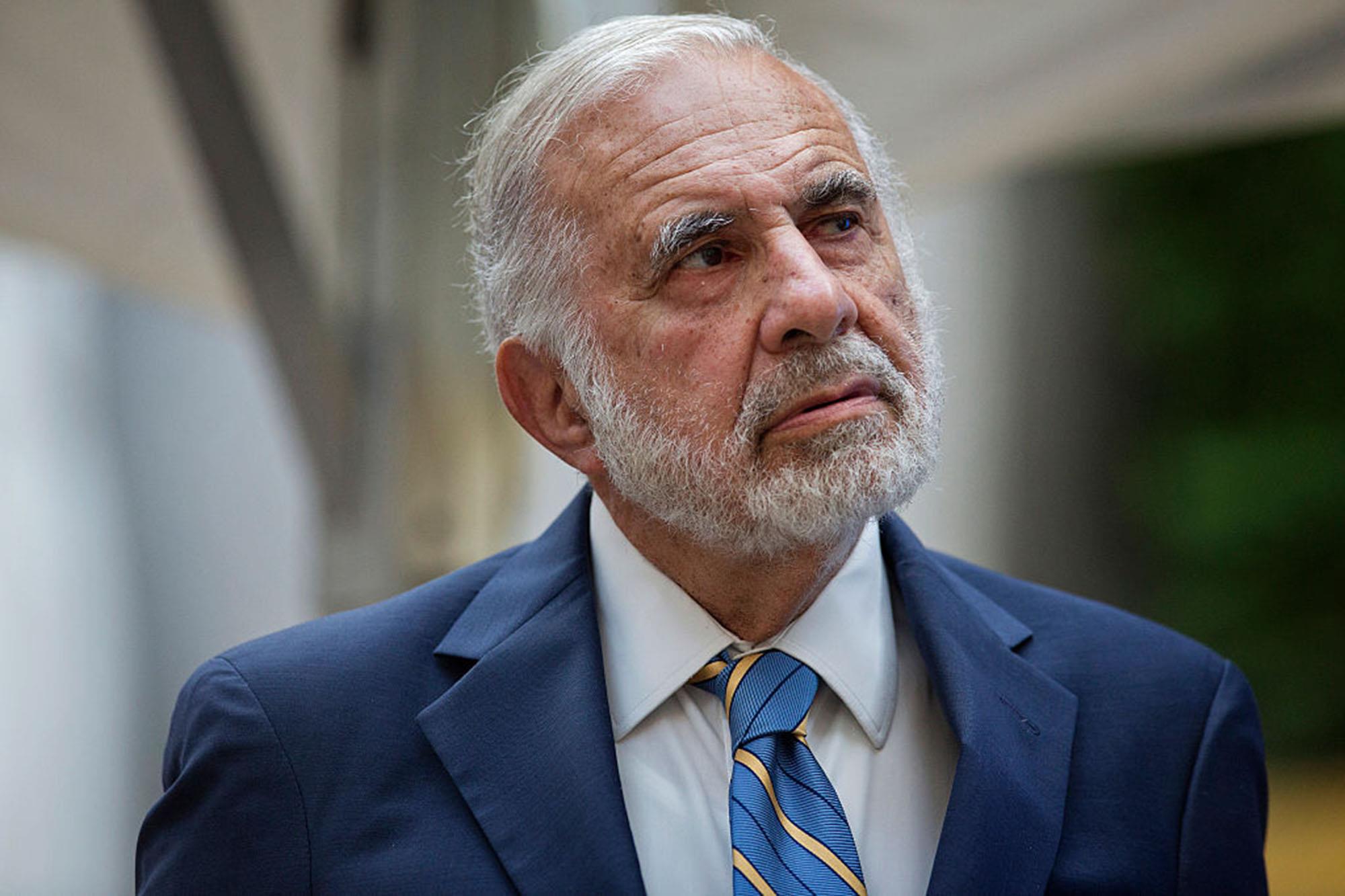 El accionista estadounidense Carl Icahn quiere que McDonald's deje de comprar carne de cerdo a los productores que usan jaulas de gestación El accionista estadounidense Carl Icahn quiere que McDonald's deje de comprar carne de cerdo a los productores que usan jaulas de gestación