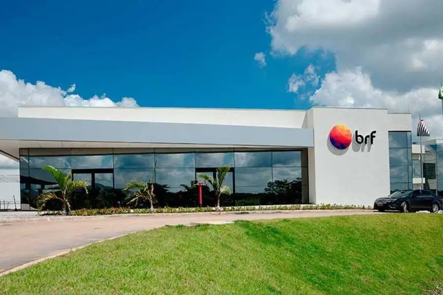 BRF capta R$ 5,4 bi em 'follow-on', com investimento de Marfrig e fundo árabe