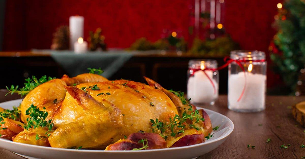 Frango Desossado com Pêssegos Assados Frango Desossado com Pêssegos Assados