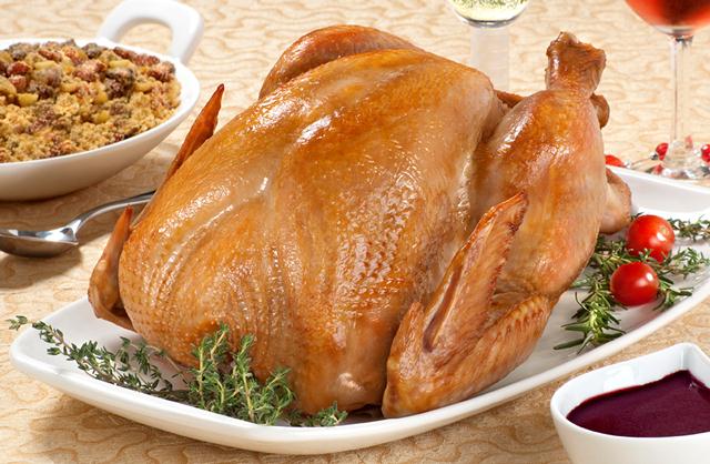 Preço do frango inteiro sobe no mercado de Loreto, no Peru Preço do frango inteiro sobe no mercado de Loreto, no Peru