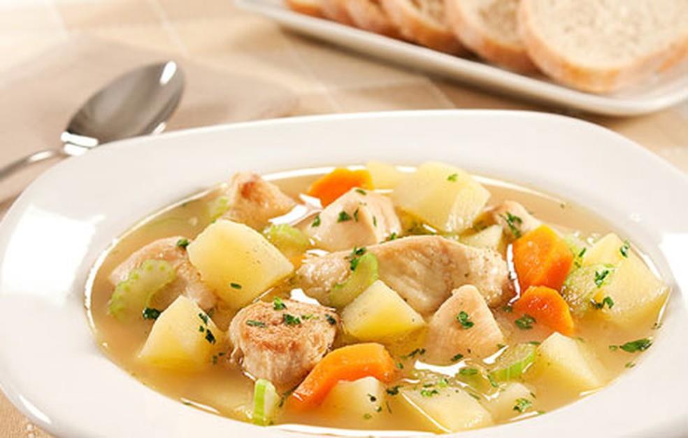 Sopa de Frango com Legumes