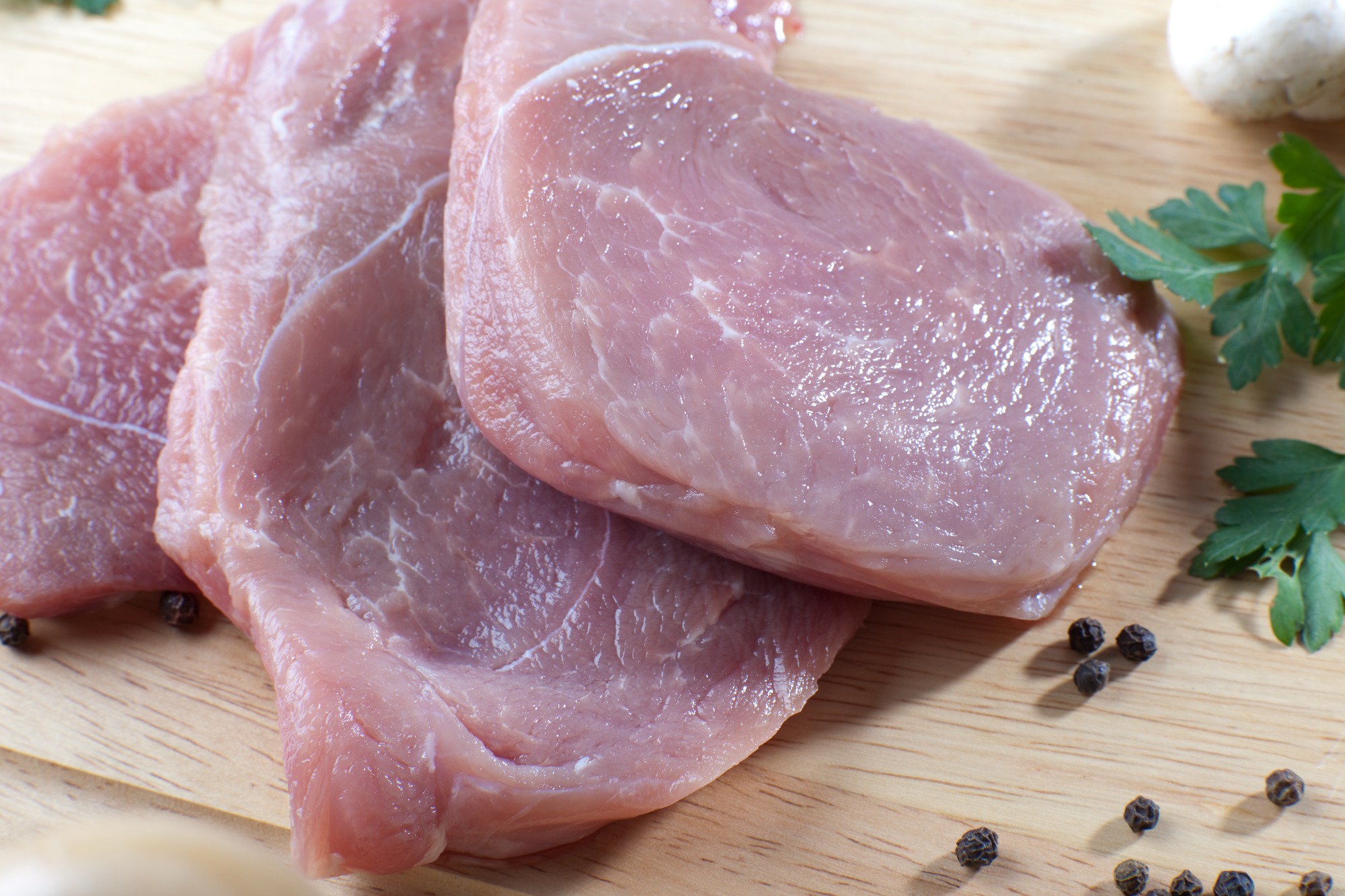 Carne suína contribui para crescimento de crianças, afirma estudo