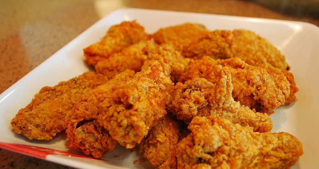 Frango Frito Americano com molho: o verdadeiro frango de fast-food