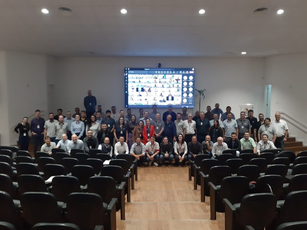 Aurora Coop lança cinco novos manuais de boas práticas na suinocultura