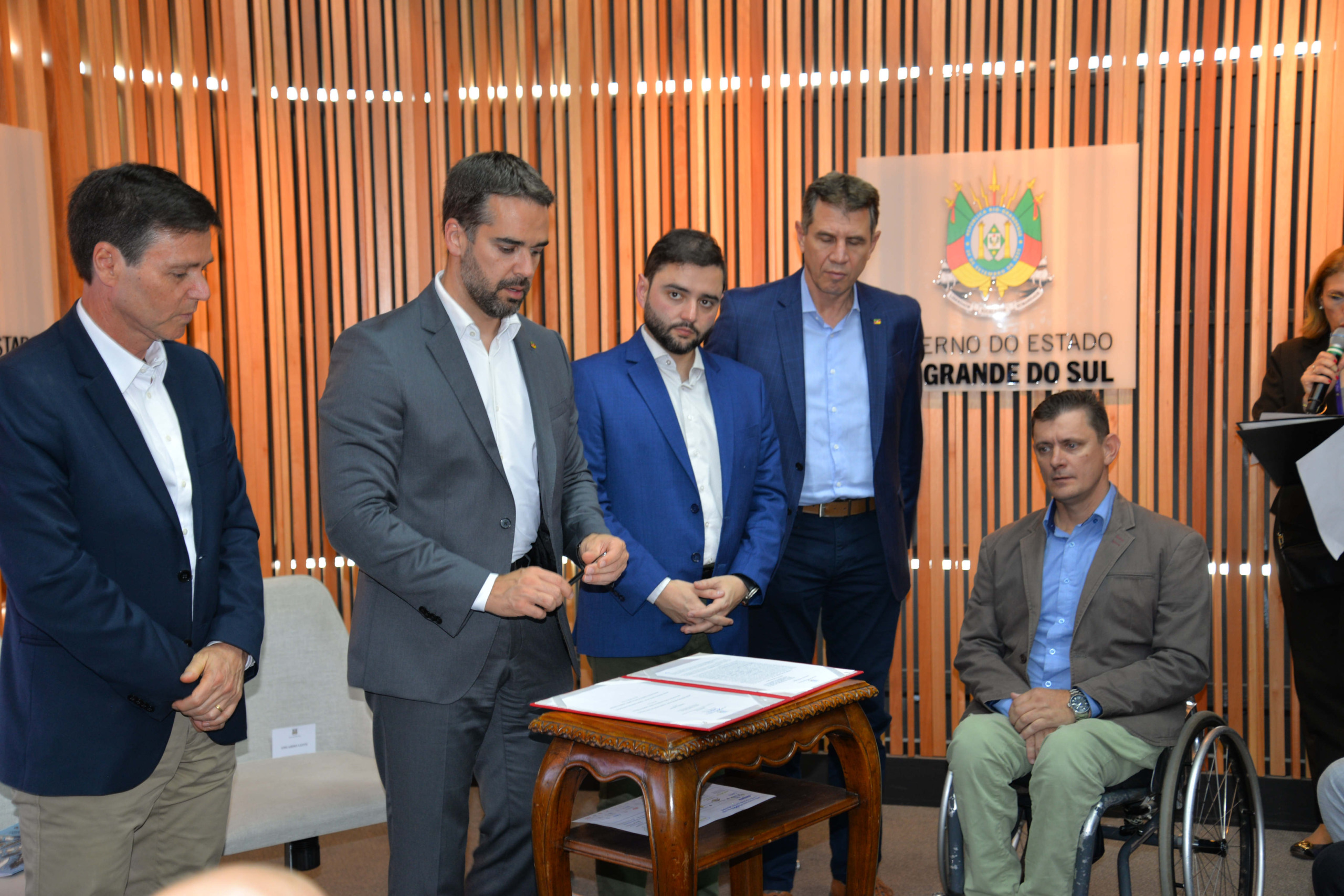 Cooperativa Languiru anuncia venda do frigorífico de suínos para a JBS com investimentos de R$ 200 milhões