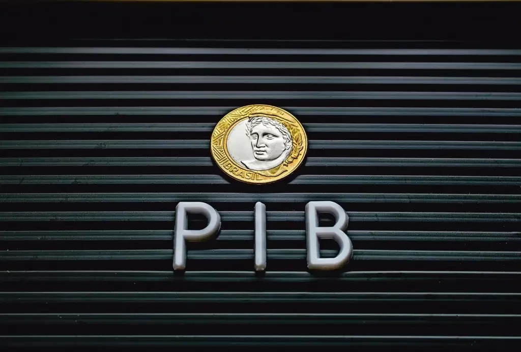 Brasil tem crescimento do PIB, mas segue com desafios inflacionários Brasil tem crescimento do PIB, mas segue com desafios inflacionários