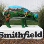 Smithfield Foods eleva previsão de lucro anual com forte demanda por carnes embaladas