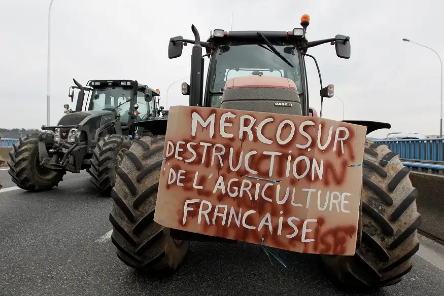 Entenda a motivação dos protestos dos agricultores na França