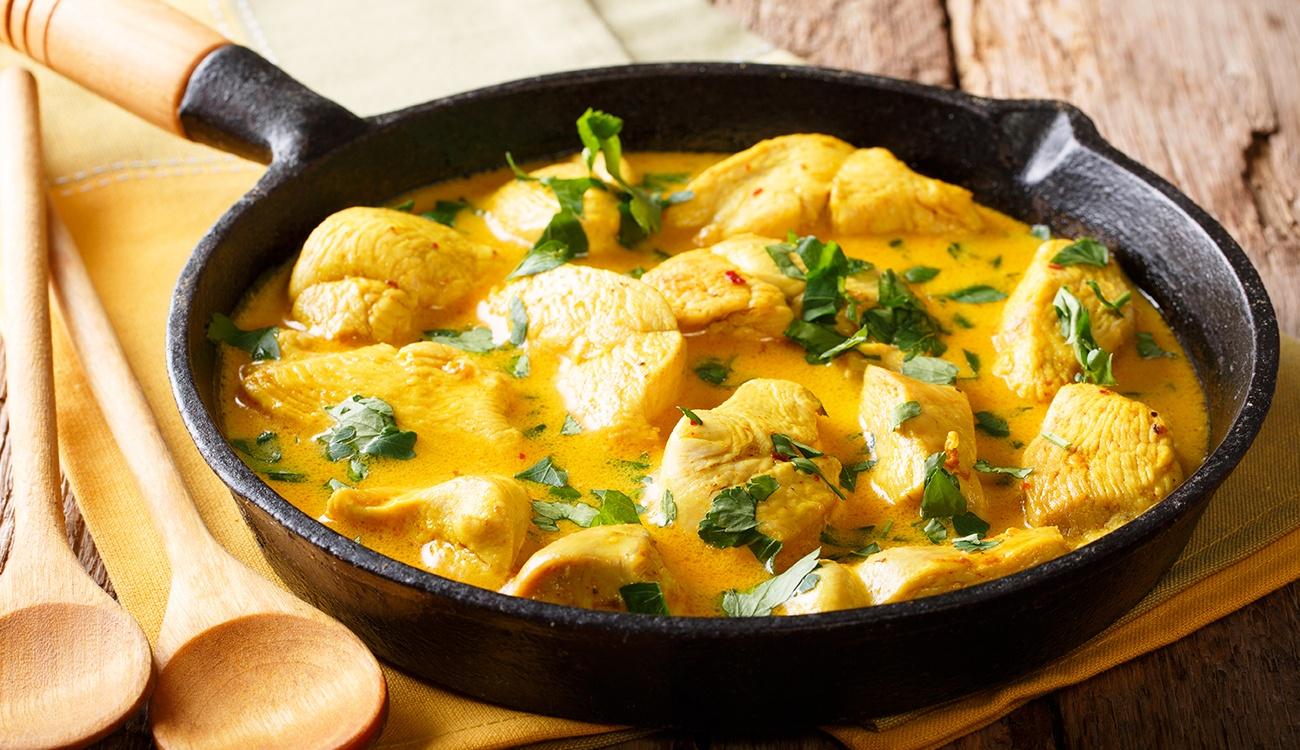 Frango ao Curry: Uma explosão de sabores marcantes