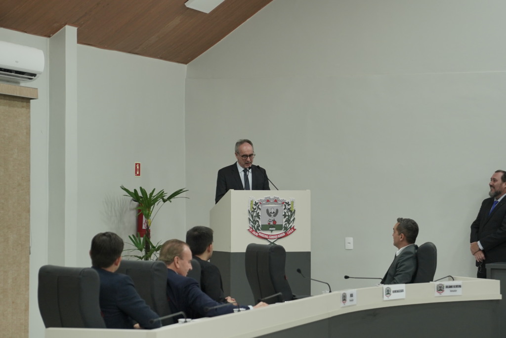 Presidente da Frimesa recebe título de “Cidadão Honorário de Marechal Cândido Rondon”