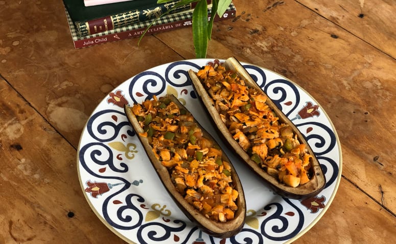 Berinjela recheada com frango: uma receita prática para o fim de semana