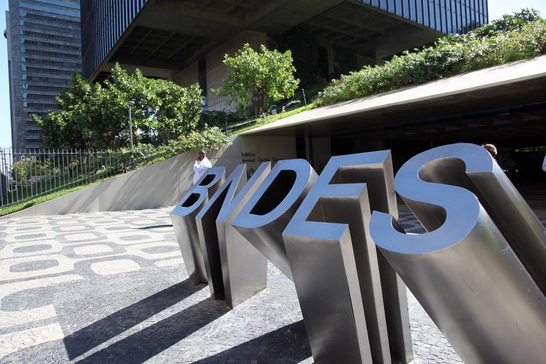 BNDES poderia prorrogar dívidas de investimento acima de R$ 1 bilhão sem custos adicionais