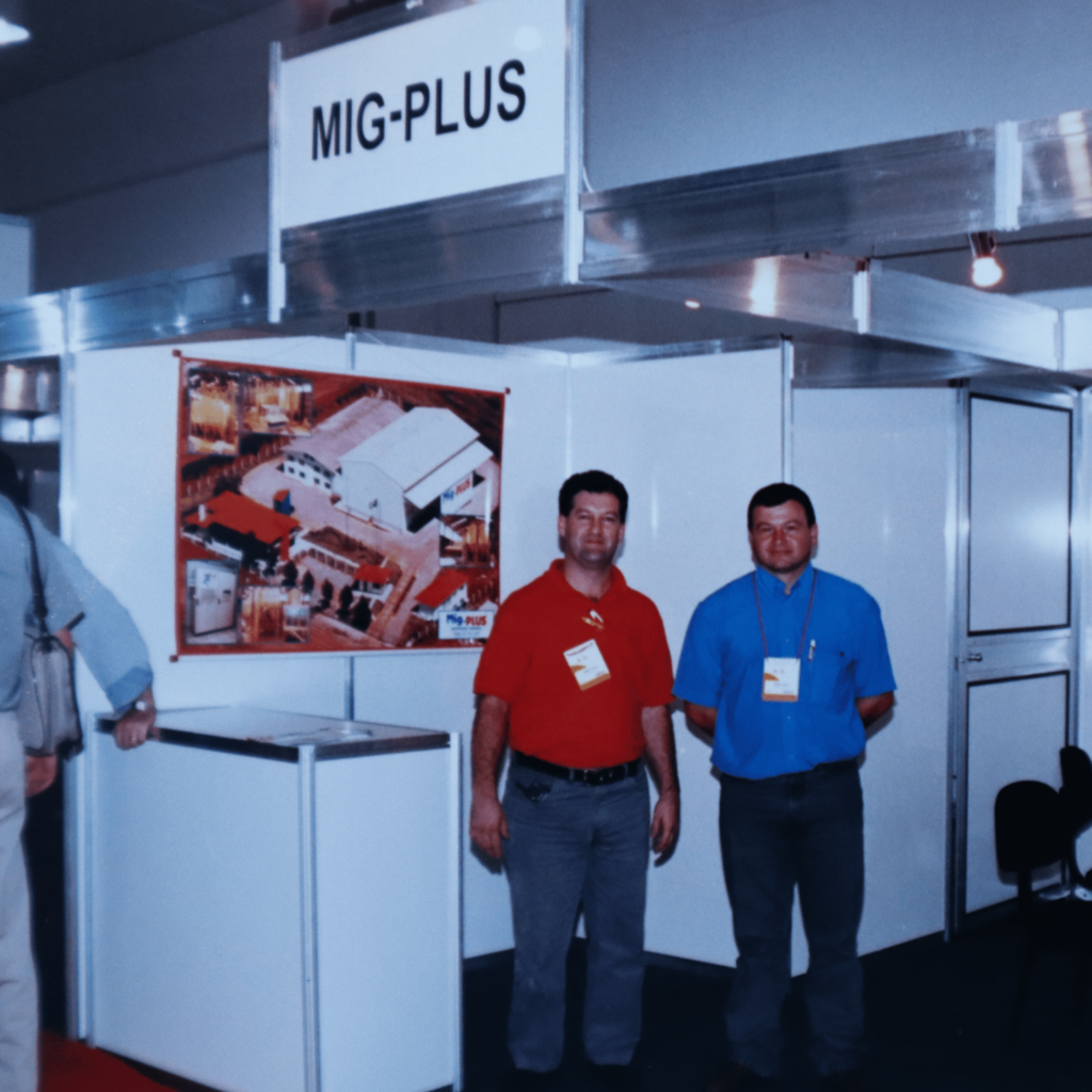 #tbtAgrimídia: 23 anos de AveSui – relembre as edições da feira