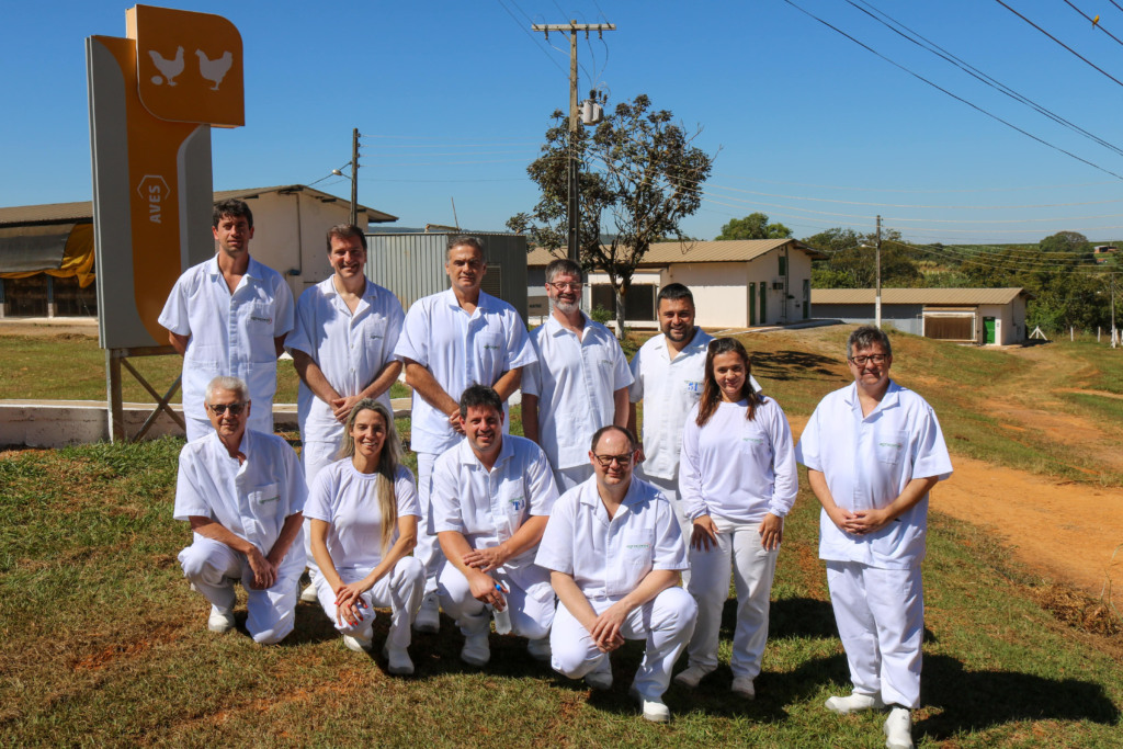Conselho Técnico de Aves da Agroceres Multimix visita Núcleo de Tecnologia e Inovação