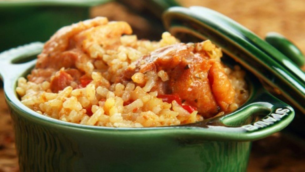 Para completar o prato: Confira essa deliciosa receita de Galinhada de forno!