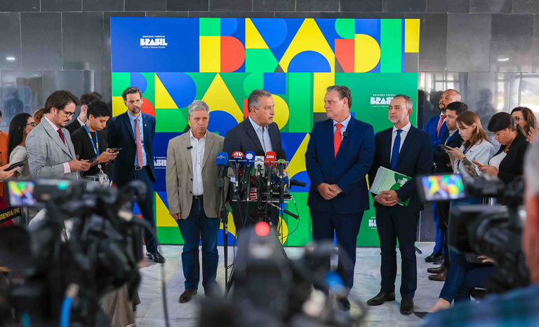 Governo discute medidas para estimular a produção nacional e conter a alta dos preços de alimentos Governo discute medidas para estimular a produção nacional e conter a alta dos preços de alimentos