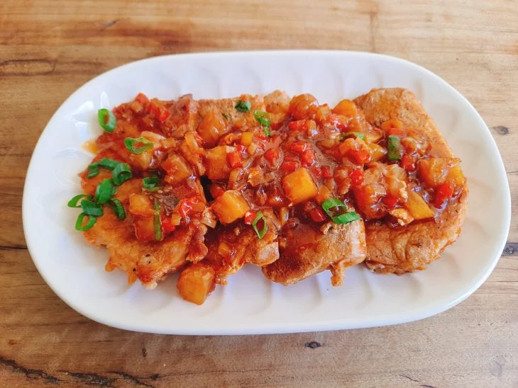 Saudade do natal? confira essa receita saborosa de lombo agridoce com abacaxi!