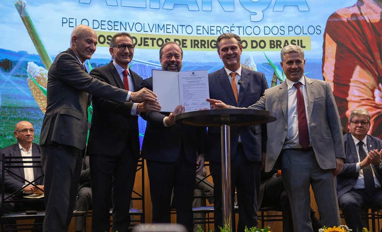 Mapa, MME e MIDR unem forças por agricultura irrigada e energia
