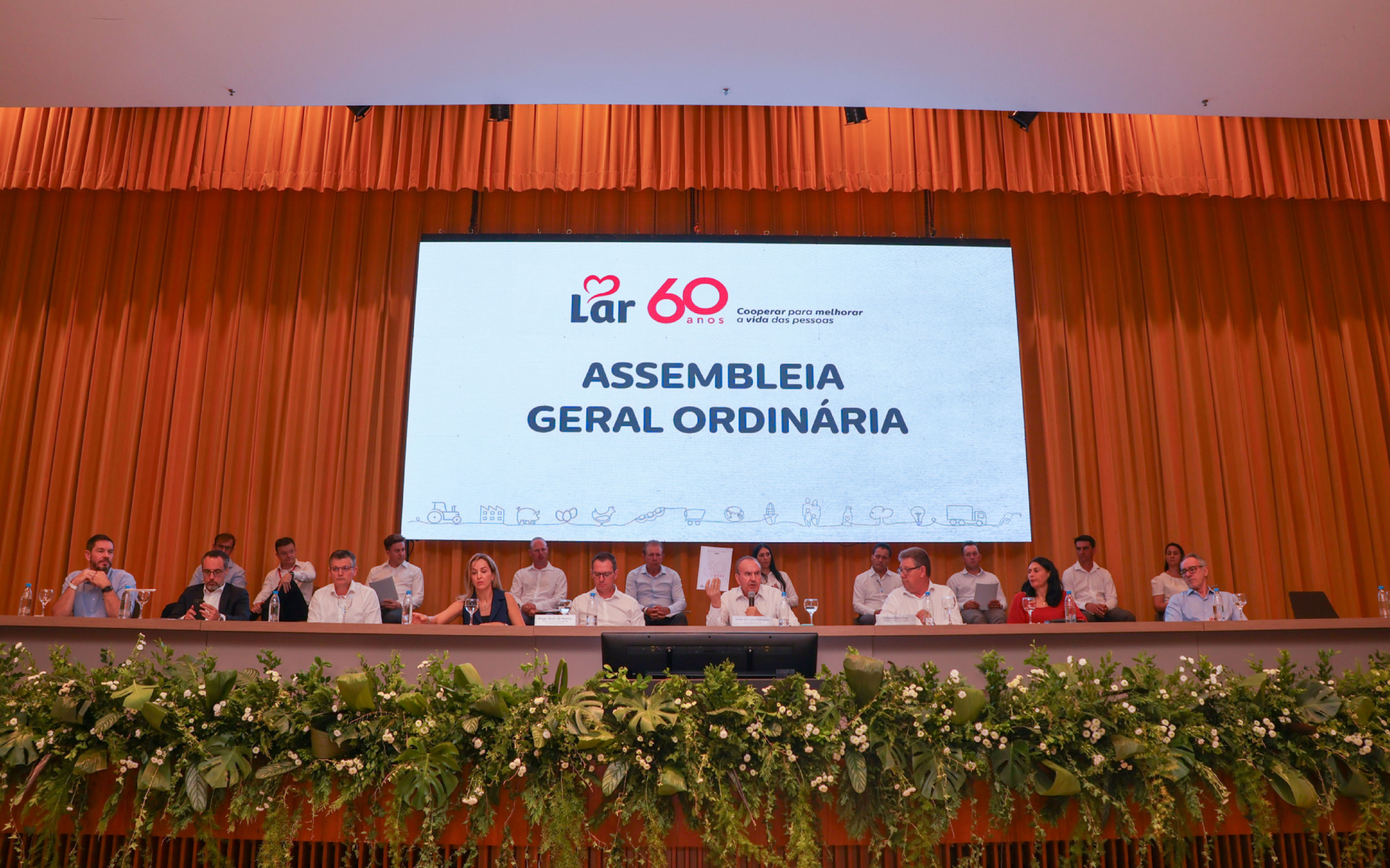 Lar Cooperativa supera expectativas e encerra 2024 com resultados históricos