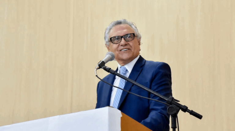 Governo de Goiás cria linha de crédito para empresas afetadas por tarifaço de Trump Governo de Goiás cria linha de crédito para empresas afetadas por tarifaço de Trump