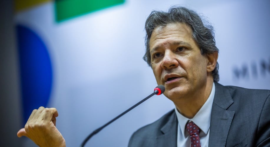 Haddad prepara plano para setores impactados por tarifaço Haddad prepara plano para setores impactados por tarifaço