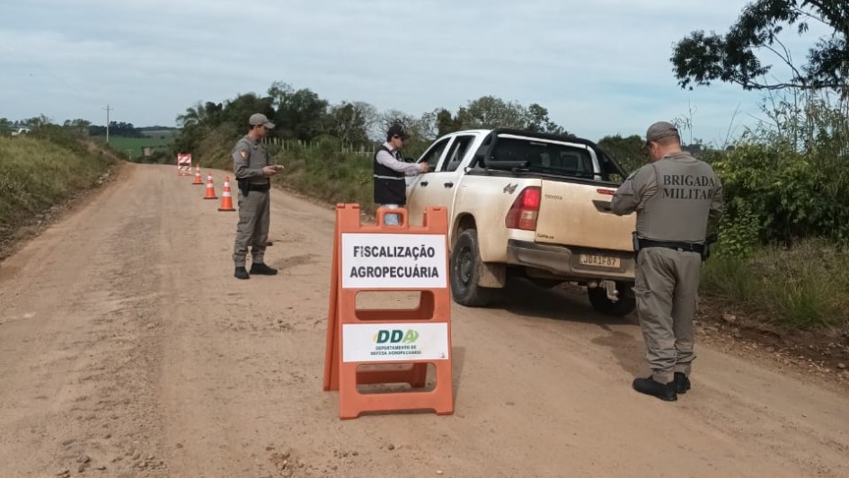Fiscalização em barreiras sanitárias no Rio Grande do Sul Fiscalização em barreiras sanitárias no Rio Grande do Sul