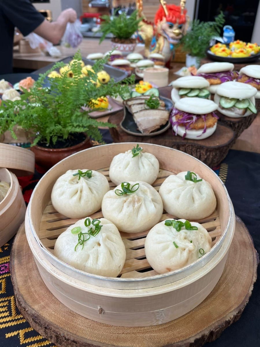 Confira esta deliciosa receita de baozi suíno com alho-poró Confira esta deliciosa receita de baozi suíno com alho-poró
