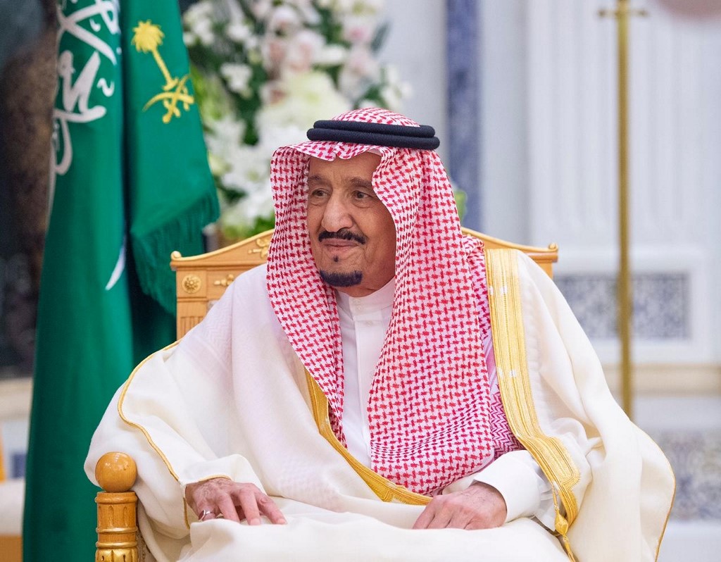 (FILES) This file handout photo taken on March 5, 2020, provided by the Saudi Royal Palace, shows King Salman bin Abdulaziz during a meeting in the capital Riyadh. - Saudi Arabia's 84-year-old ruler King Salman has been admitted to hospital in the capital Riyadh for gall bladder inflammation, the royal court said. (Photo by Bandar AL-JALOUD / Saudi Royal Palace / AFP) / RESTRICTED TO EDITORIAL USE - MANDATORY CREDIT "AFP PHOTO / SAUDI ROYAL PALACE / BANDAR AL-JALOUD" - NO MARKETING - NO ADVERTISING CAMPAIGNS - DISTRIBUTED AS A SERVICE TO CLIENTS (FILES) This file handout photo taken on March 5, 2020, provided by the Saudi Royal Palace, shows King Salman bin Abdulaziz during a meeting in the capital Riyadh. - Saudi Arabia's 84-year-old ruler King Salman has been admitted to hospital in the capital Riyadh for gall bladder inflammation, the royal court said. (Photo by Bandar AL-JALOUD / Saudi Royal Palace / AFP) / RESTRICTED TO EDITORIAL USE - MANDATORY CREDIT "AFP PHOTO / SAUDI ROYAL PALACE / BANDAR AL-JALOUD" - NO MARKETING - NO ADVERTISING CAMPAIGNS - DISTRIBUTED AS A SERVICE TO CLIENTS