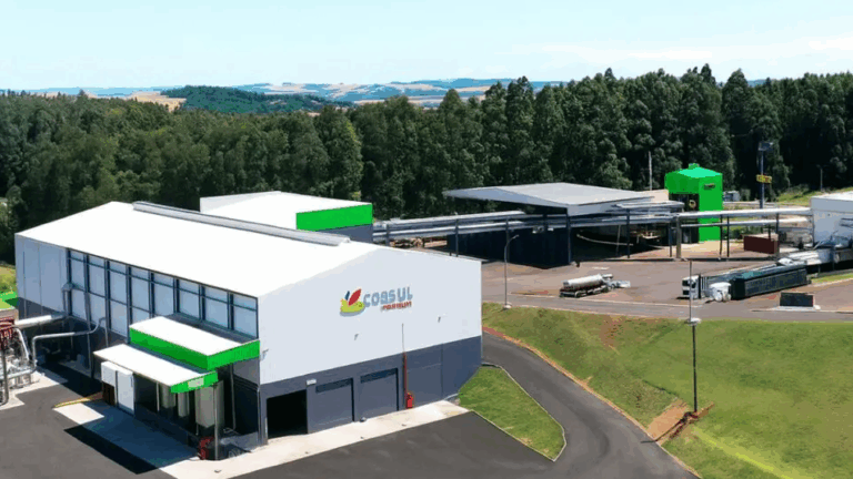 Coasul investe R$ 56 milhões e inaugura fábrica para transformar 170 toneladas por dia de subprodutos do abate de frangos