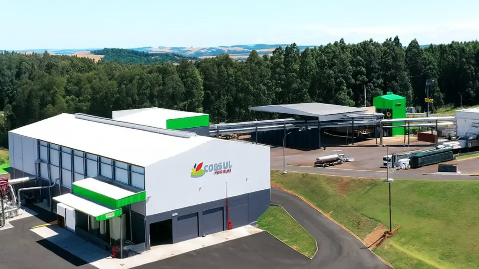 Coasul investe R$ 56 milhões e inaugura fábrica para transformar 170 toneladas por dia de subprodutos do abate de frangos