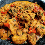 Aprenda a preparar xinxim de galinha cremoso e cheio de tempero Aprenda a preparar xinxim de galinha cremoso e cheio de tempero