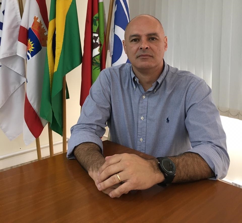 ACAV e Sindicarne comemoram aprovação do Programa Coopera Agro SC na Alesc ACAV e Sindicarne comemoram aprovação do Programa Coopera Agro SC na Alesc