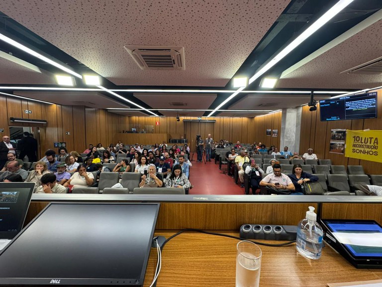MPA apresenta ações para pescadores atingidos na repactuação do Rio Doce