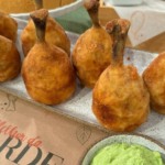 Aprenda a fazer uma deliciosa receita de coxa de frango com queijo Aprenda a fazer uma deliciosa receita de coxa de frango com queijo